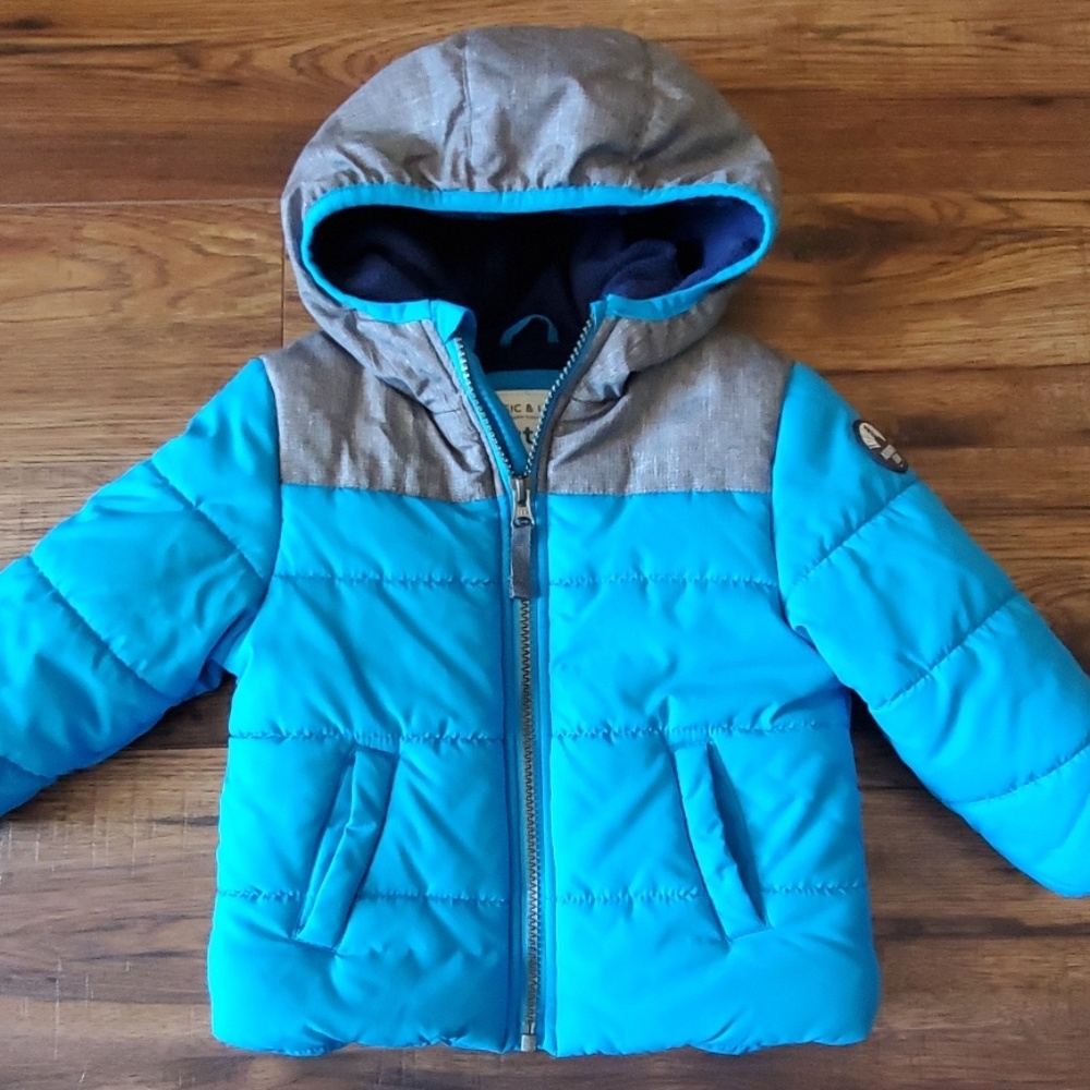 Carter's coat
